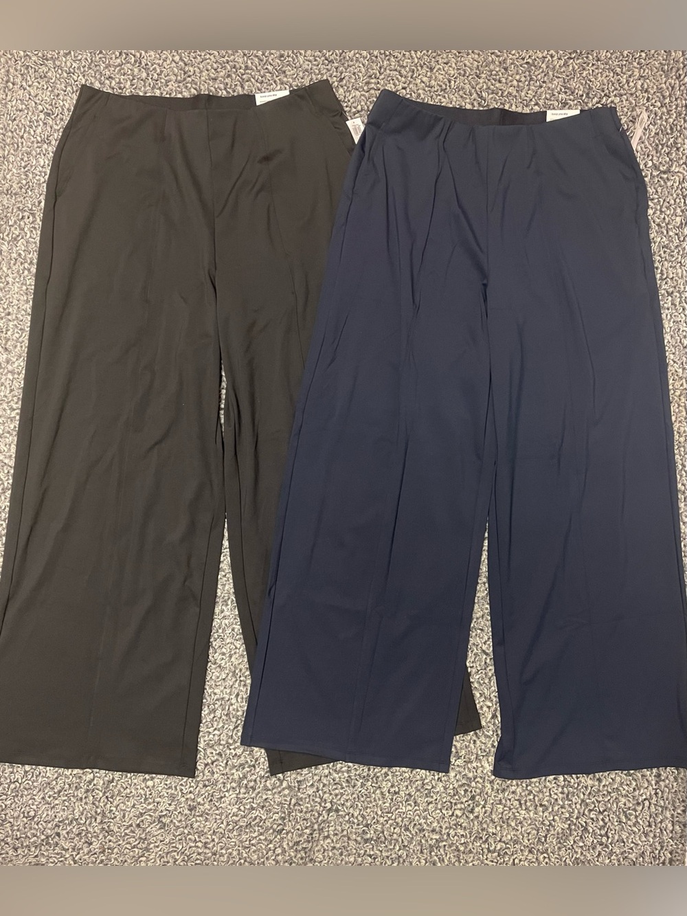 2 Old Navy Powersoft Wide-Leg Pants in Black & Navy